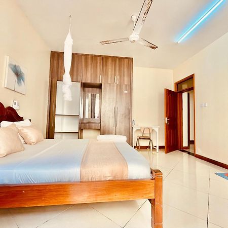 Elna'S Nyali - Work & Unwind - Pool, Sea Views, Ac & Fast Wi-Fi Bed & Breakfast Mombasa Eksteriør bilde