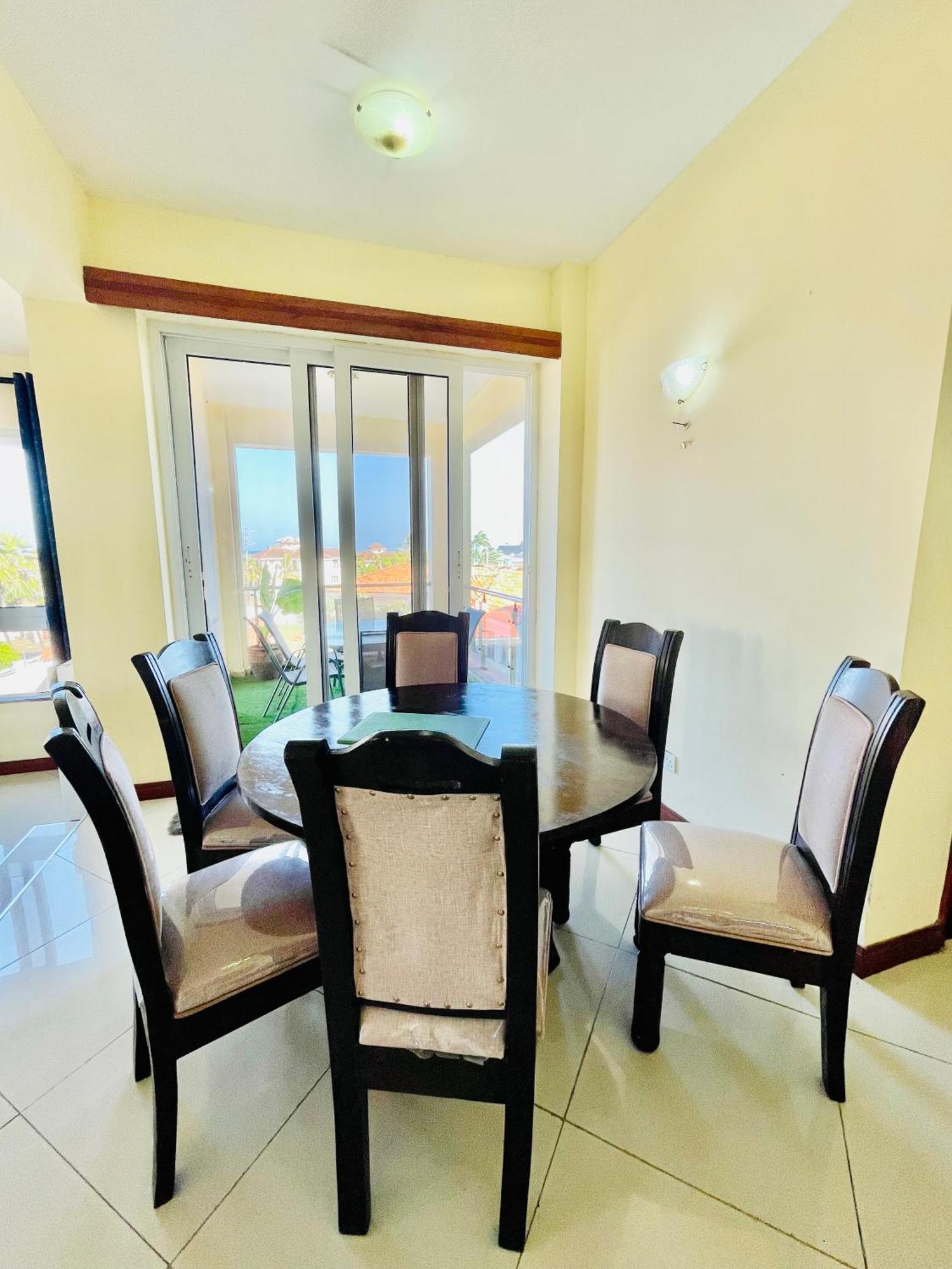 Elna'S Nyali - Work & Unwind - Pool, Sea Views, Ac & Fast Wi-Fi Bed & Breakfast Mombasa Eksteriør bilde