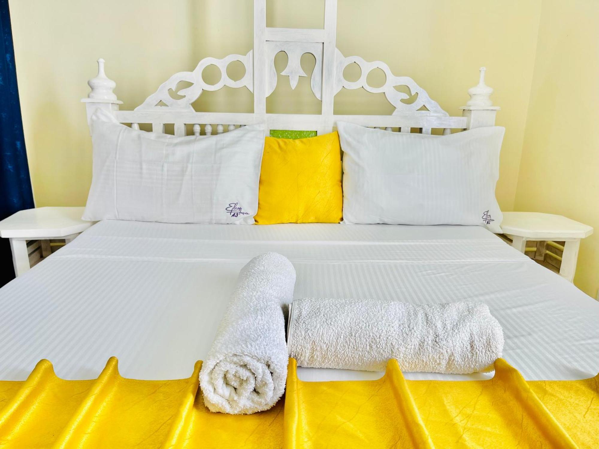 Elna'S Nyali - Work & Unwind - Pool, Sea Views, Ac & Fast Wi-Fi Bed & Breakfast Mombasa Eksteriør bilde
