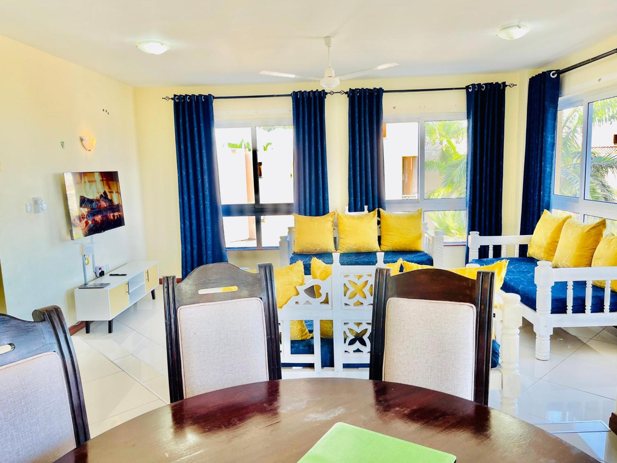 Elna'S Nyali - Work & Unwind - Pool, Sea Views, Ac & Fast Wi-Fi Bed & Breakfast Mombasa Eksteriør bilde