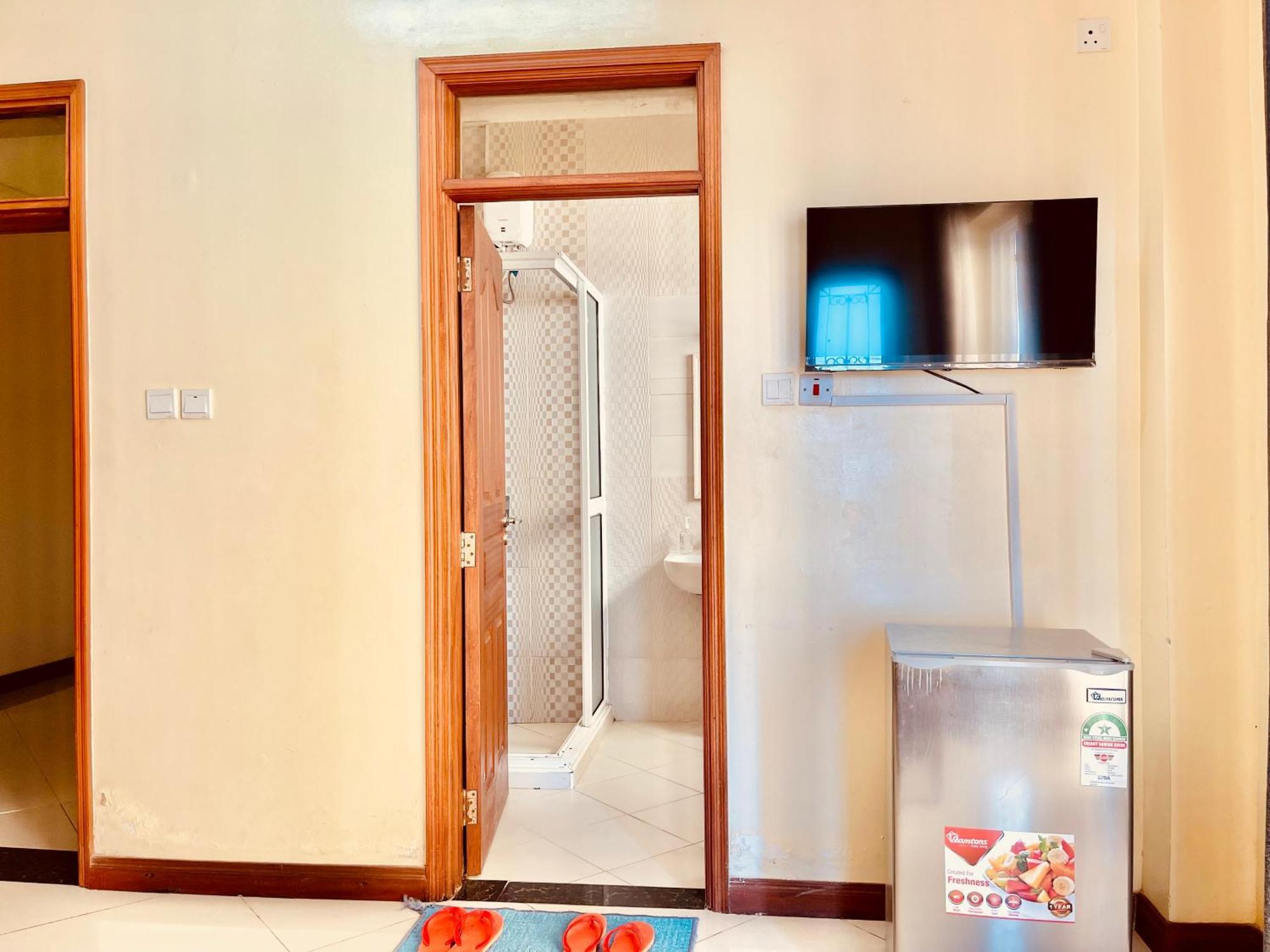 Elna'S Nyali - Work & Unwind - Pool, Sea Views, Ac & Fast Wi-Fi Bed & Breakfast Mombasa Eksteriør bilde
